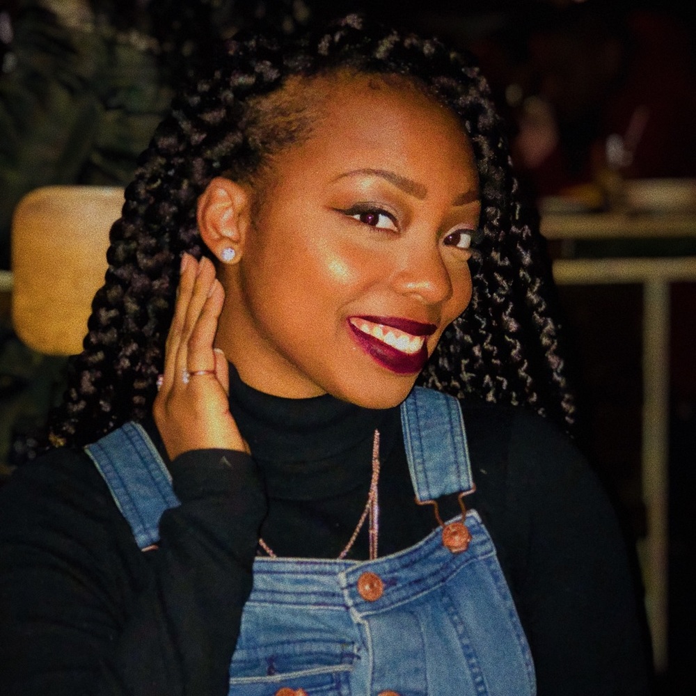 Meet your Posher, Jasmine